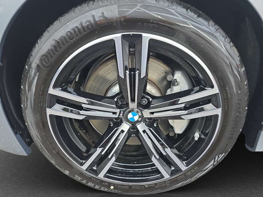 BMW 330i xDrive (Bild 18/18)