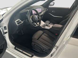 BMW 318d (Bild 1/15)