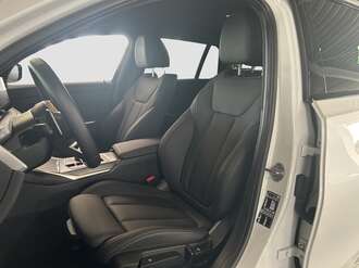 BMW 318d (Bild 2/15)