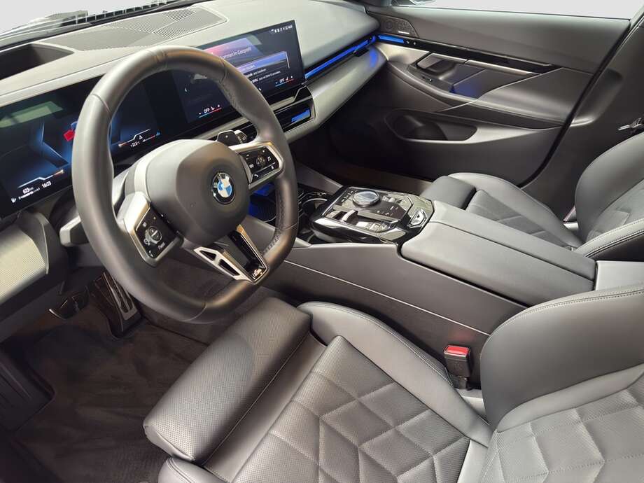 BMW 520d (Bild 3/15)