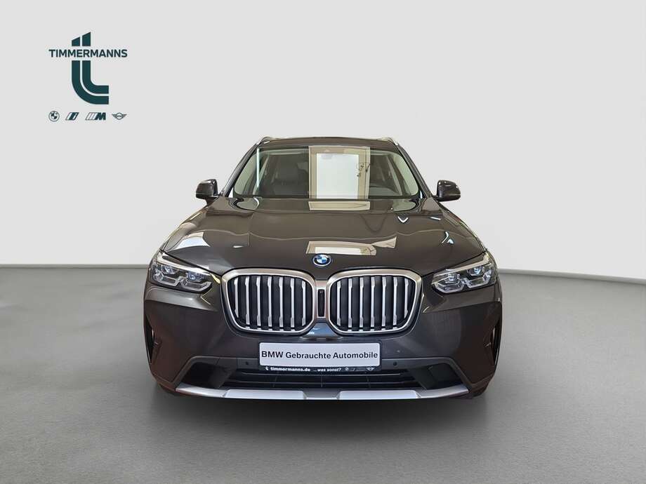 BMW X3 (Bild 17/18)