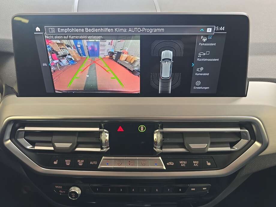 BMW X3 (Bild 10/18)