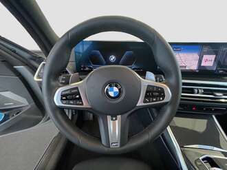 BMW 320d (Bild 2/17)