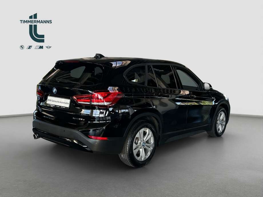 BMW X1 (Bild 13/17)