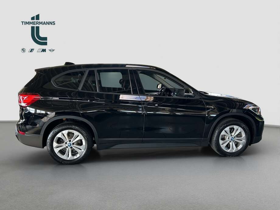 BMW X1 (Bild 14/17)