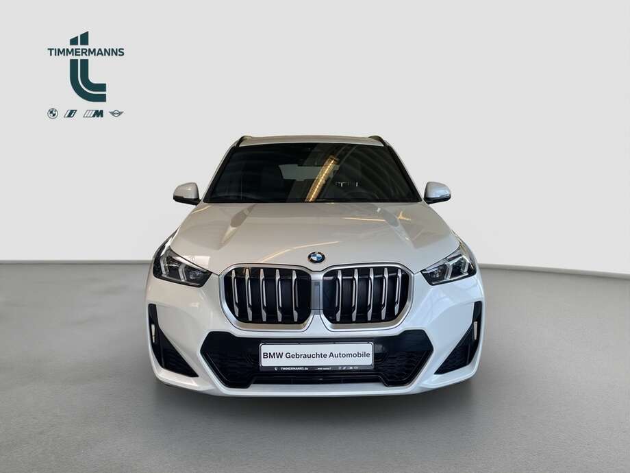 BMW X1 (Bild 15/16)