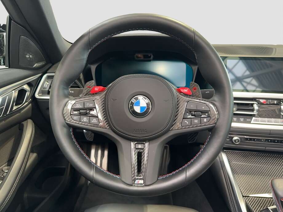 BMW M4 (Bild 1/23)
