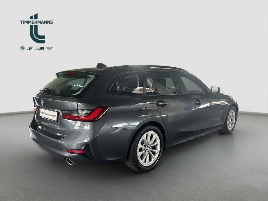BMW 318i (Bild 9/15)