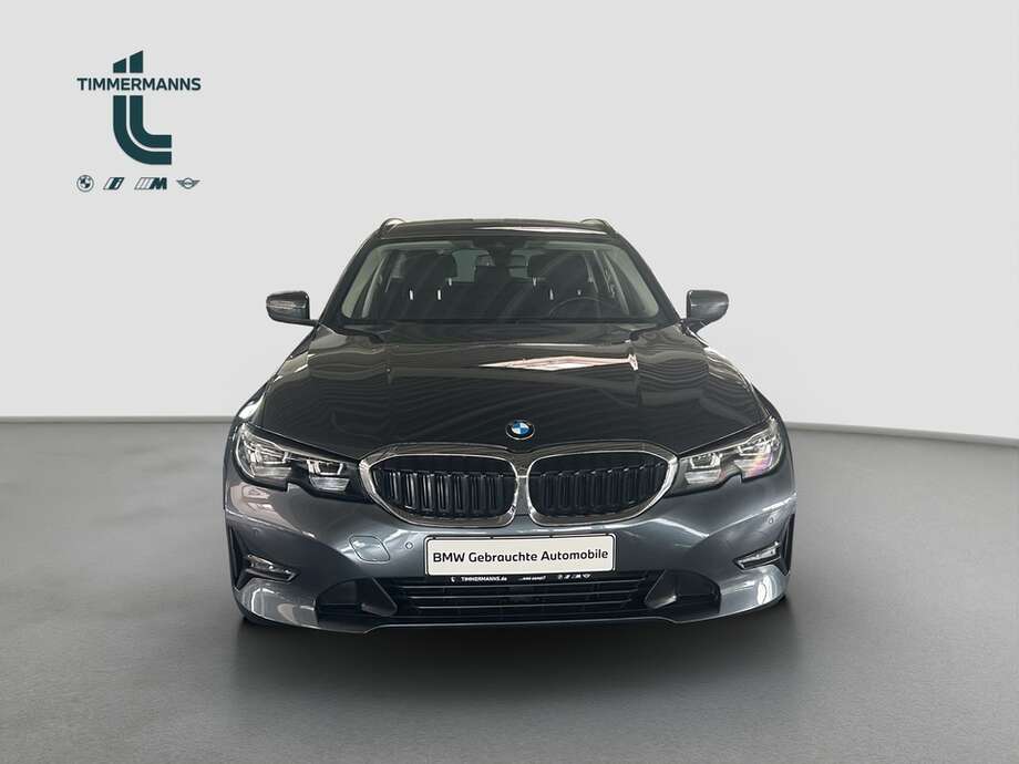 BMW 318i (Bild 12/15)